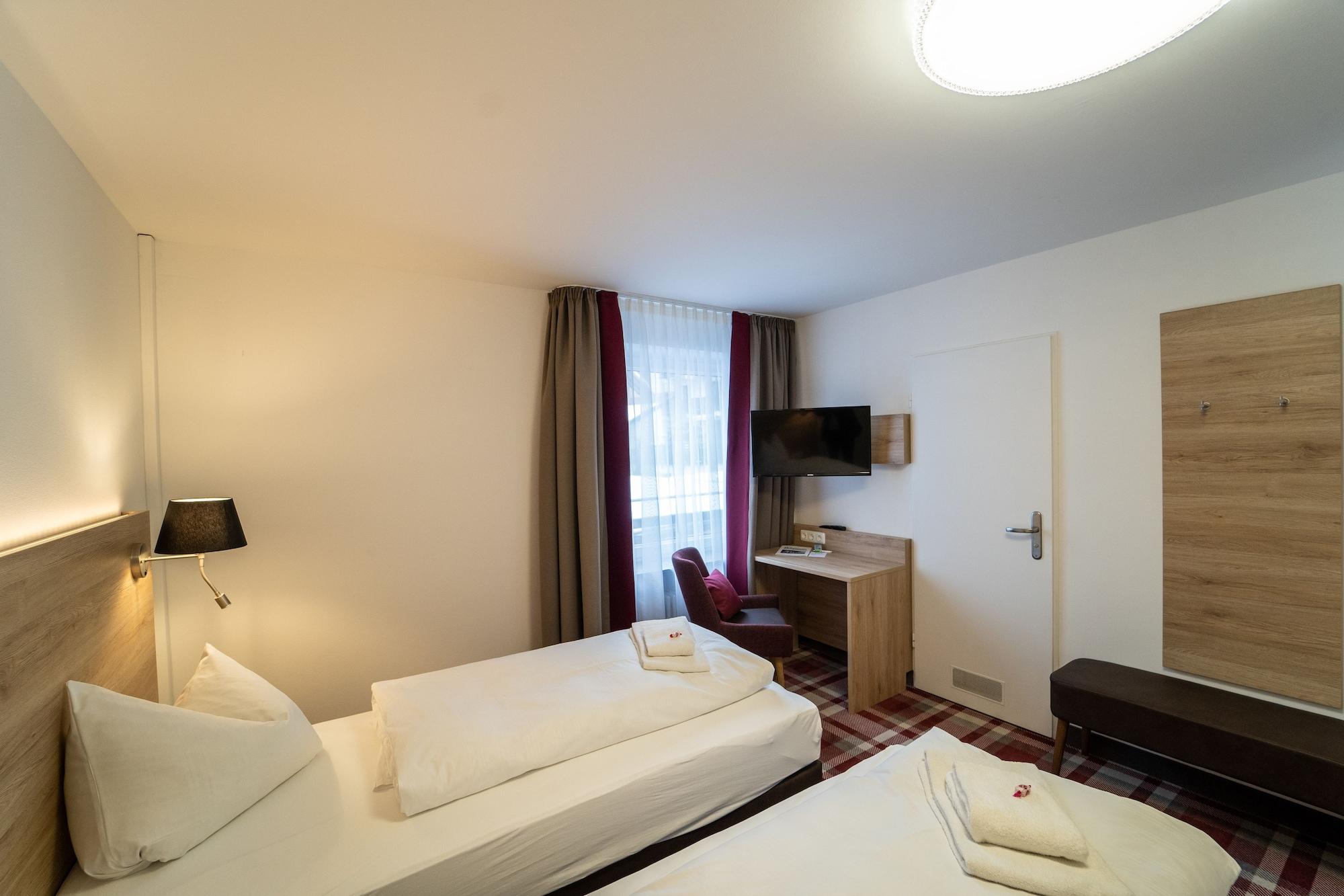 Hotel Weissbraeu اوبرهاشتنغ المظهر الخارجي الصورة